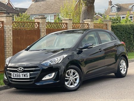 HYUNDAI I30 1.6 CRDi Blue Drive SE Nav Euro 6 (s/s) 5dr